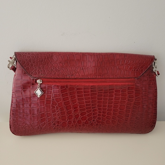 Dark red clutch/ crossbody - Picture 3 of 6